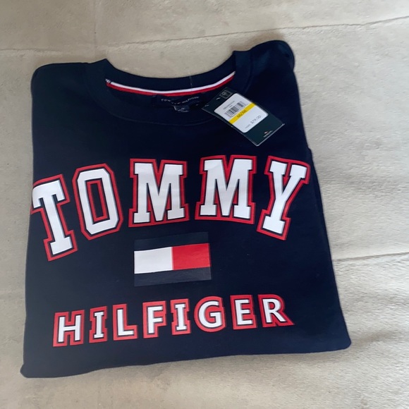COPY - Tommy Hilfiger sweatshirt - Picture 1 of 4